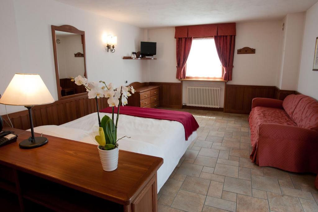 Residence Le Grand Chalet Courmayeur Exterior foto