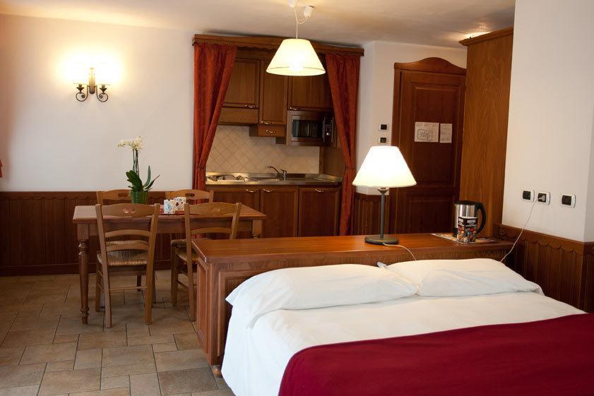 Residence Le Grand Chalet Courmayeur Exterior foto